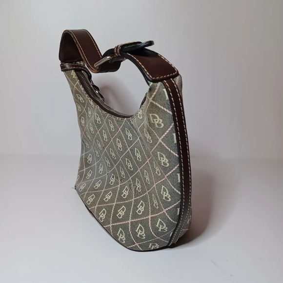 Dooney & Bourke canvas handbag Classic Print *Flaws read description* bag has st - Picture 6 of 16